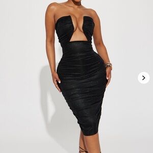 Corrine Ruched Midi Dress - Black